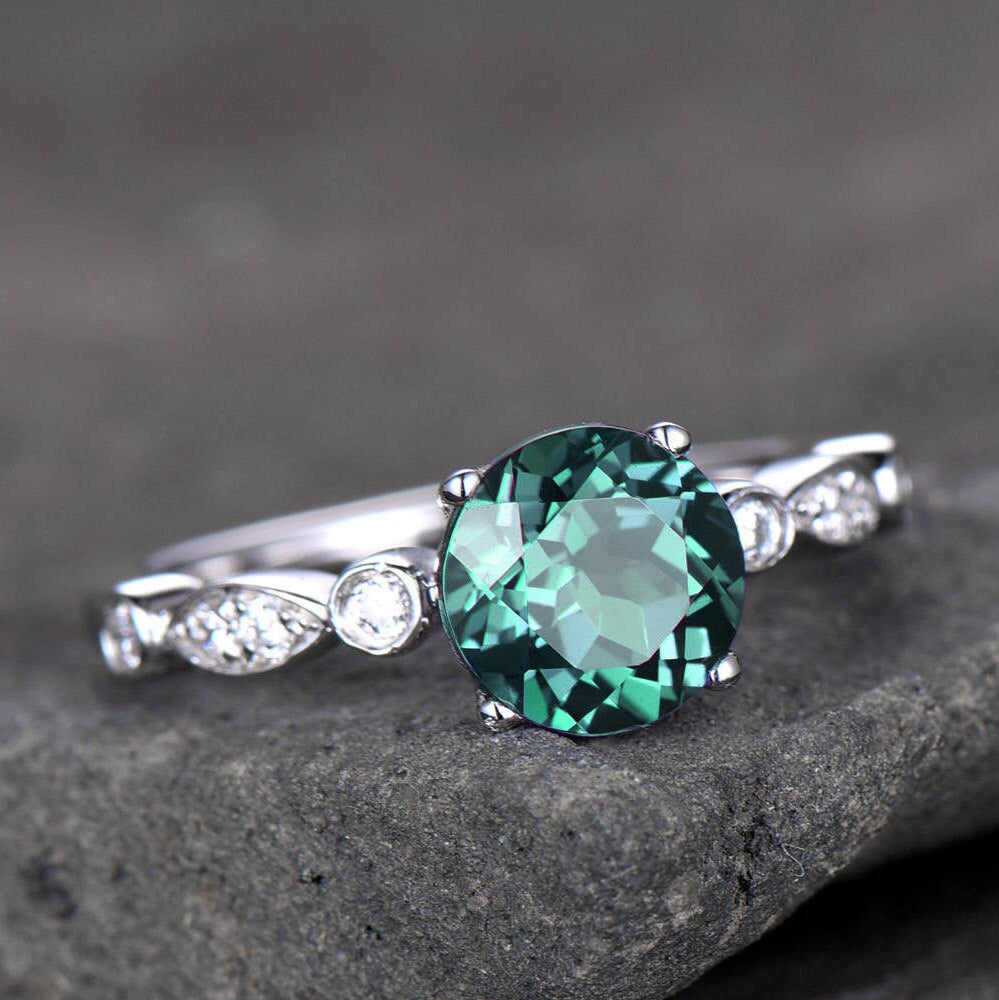 Alexandrite Engagement Ring Art Deco Wedding Band 6.5mm Round Cut Color Change Gemstone Solitaire Ring White Gold Plated Silver Bridal Ring