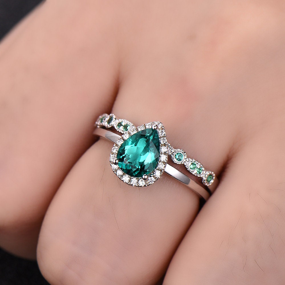 Emerald Wedding Ring Set 6x8mm Pear Emerald Engagement Ring Art Deco Wedding Band Vintage Bridal Set Promise Ring