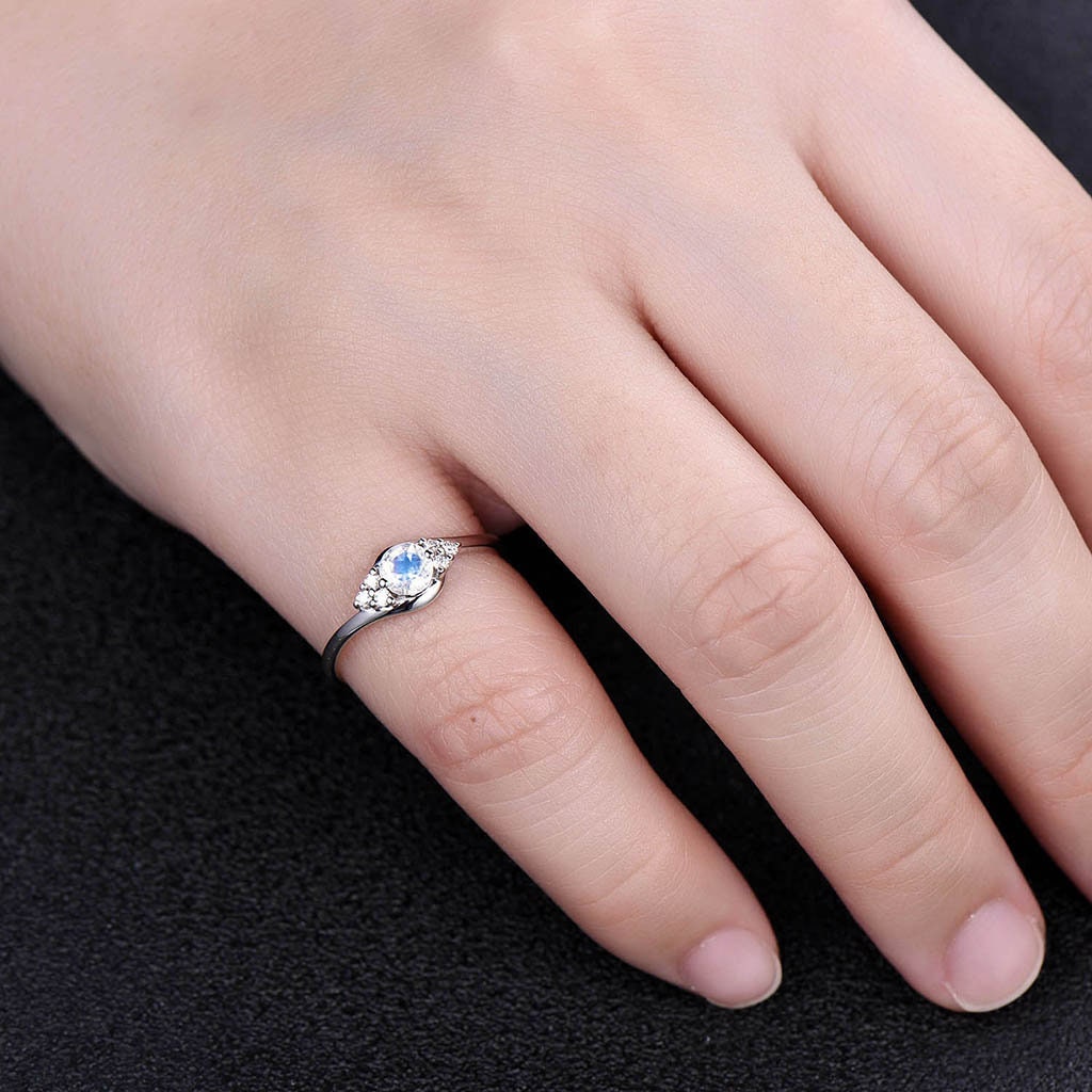 Dainty 5mm Round Moonstone Engagement Ring, Moonstone Ring, Silver Moonstone Ring, Wedding Ring, Gemstone Ring, Promise Ring, Delicate Ring