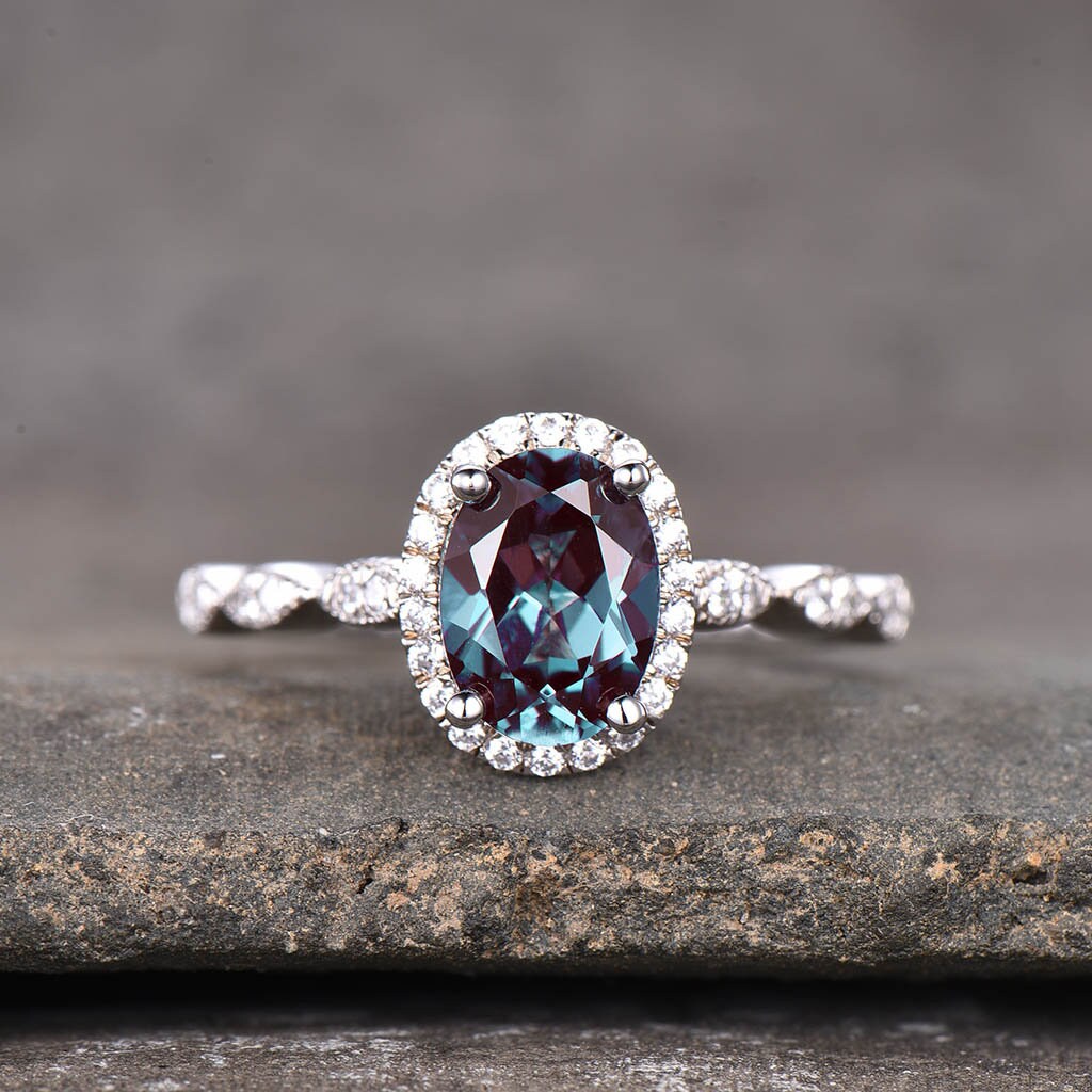 Oval Alexandrite Ring, Sterling Silver Ring, Alexandrite Wedding Ring Set, Engagement Ring, Promise Ring, Color Changing Stone, Gift for Her