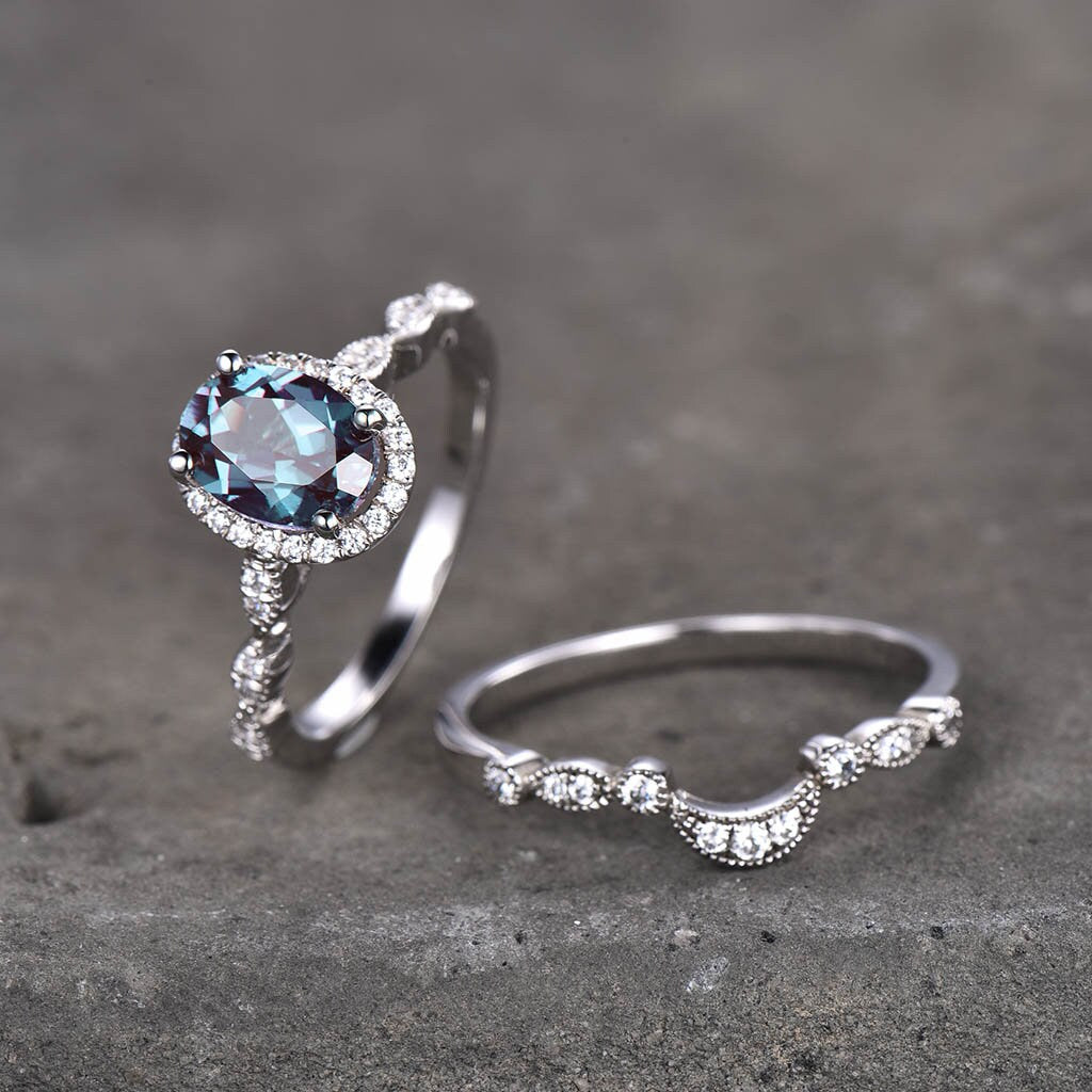 Oval Alexandrite Ring, Sterling Silver Ring, Alexandrite Wedding Ring Set, Engagement Ring, Promise Ring, Color Changing Stone, Gift for Her