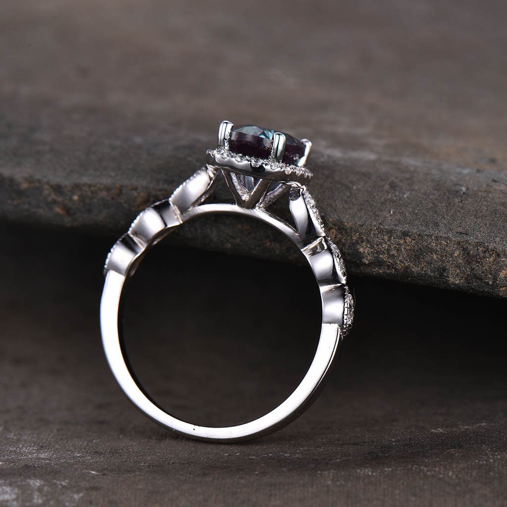 Oval Alexandrite Ring, Sterling Silver Ring, Alexandrite Wedding Ring Set, Engagement Ring, Promise Ring, Color Changing Stone, Gift for Her