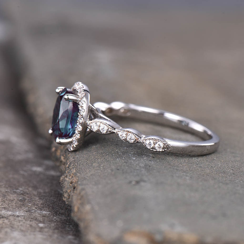 Oval Alexandrite Ring, Sterling Silver Ring, Alexandrite Wedding Ring Set, Engagement Ring, Promise Ring, Color Changing Stone, Gift for Her