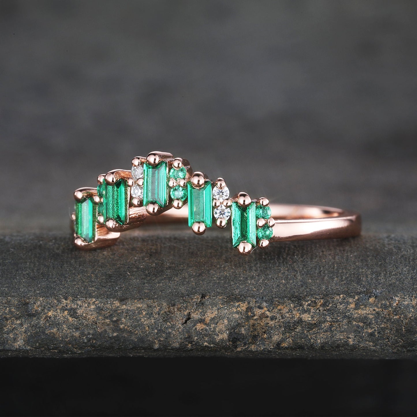 Vintage Curved Emerald Band Baguette Cut Emerald Wedding Ring Rose Gold Ring Green Stone Ring Stacking Matching Band May Birthstone
