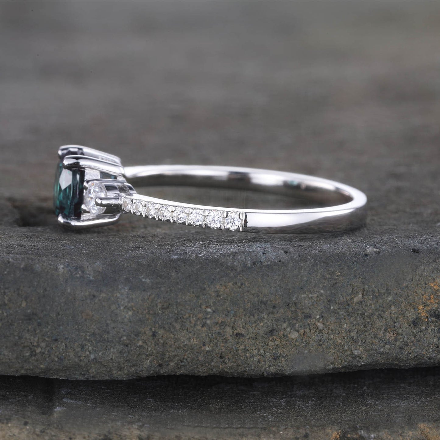 Three stone Alexandrite ring sterling silver ring for women 6mm round cut Alexandrite engagement ring moonstone ring promise ring gift