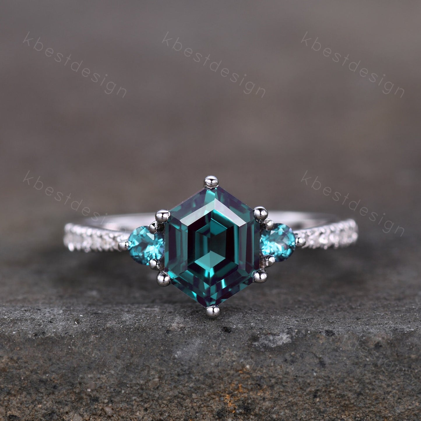 Unique Hexagon Cut Alexandrite Engagement Ring Set Women White Gold Rings Vintage Three Stone Bridal Wedding Set Promise Anniversary Gift
