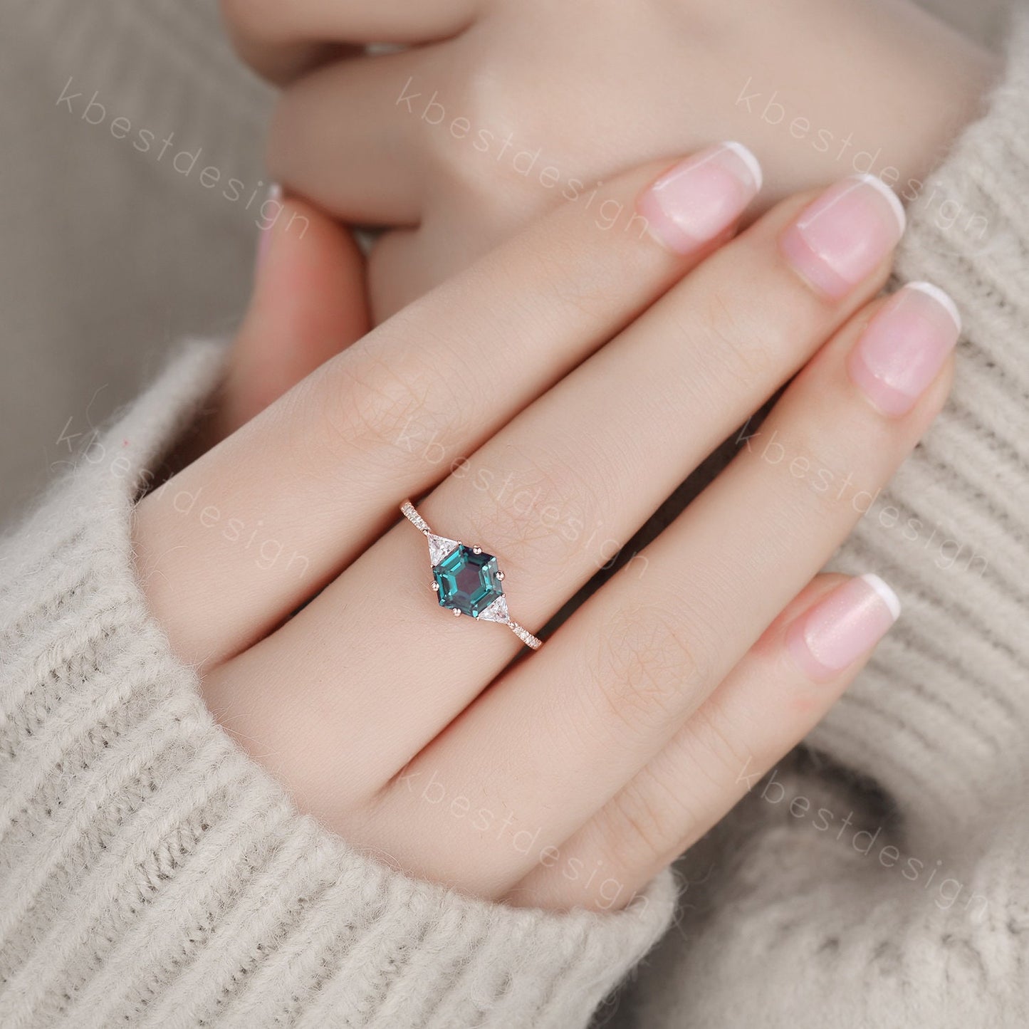 Hexagon cut Alexandrite ring Rose gold ring for women Vintage Alexandrite engagement ring unique three stone moissanite ring Promise gift