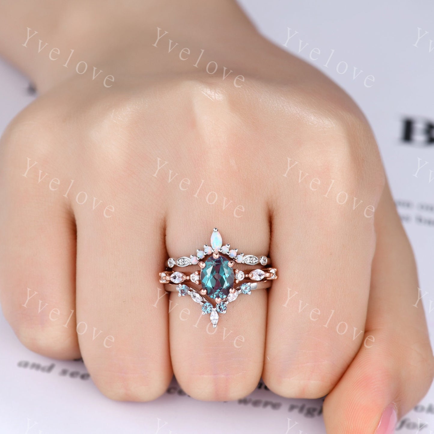 Vintage alexandrite engagement ring,Unique diamond gold wedding ring,Art deco alexandrite matching stacking ring,bridal rings for women