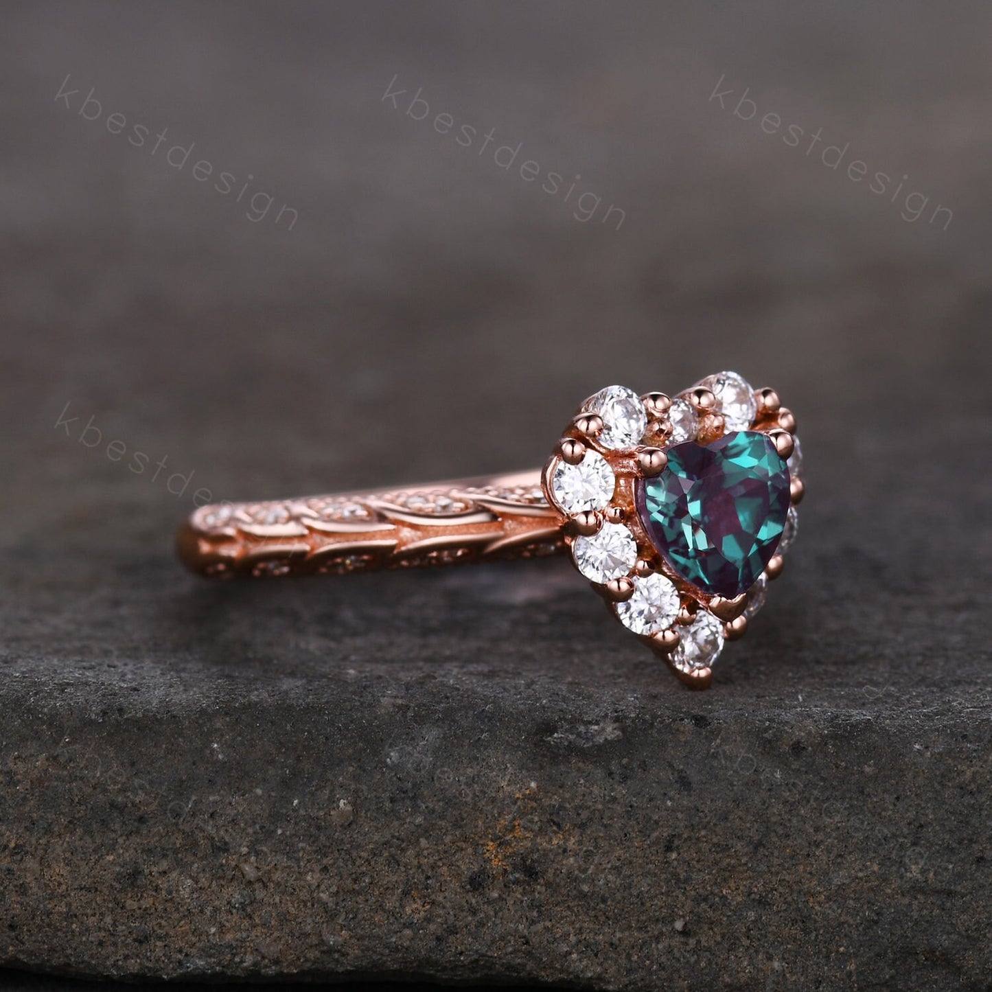 Antique Alexandrite Engagement Ring Rose Gold Heart Shaped Ring Unique Halo Moissanite Ring Art Deco Promise Ring June Birthstone Ring