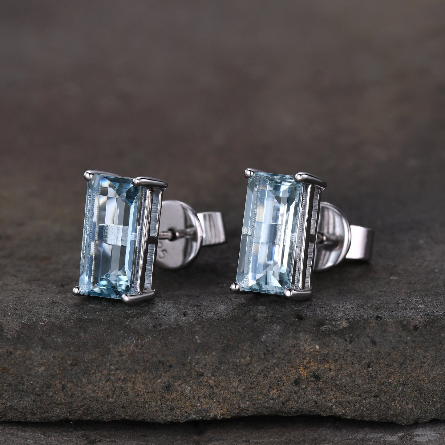 Baguette Aquamarine Stud 14k Gold Baguette Aquamarine Solitaire Earrings Basket Set Stud Earrings 8X5mm Rectangle Aquamarine Earrings