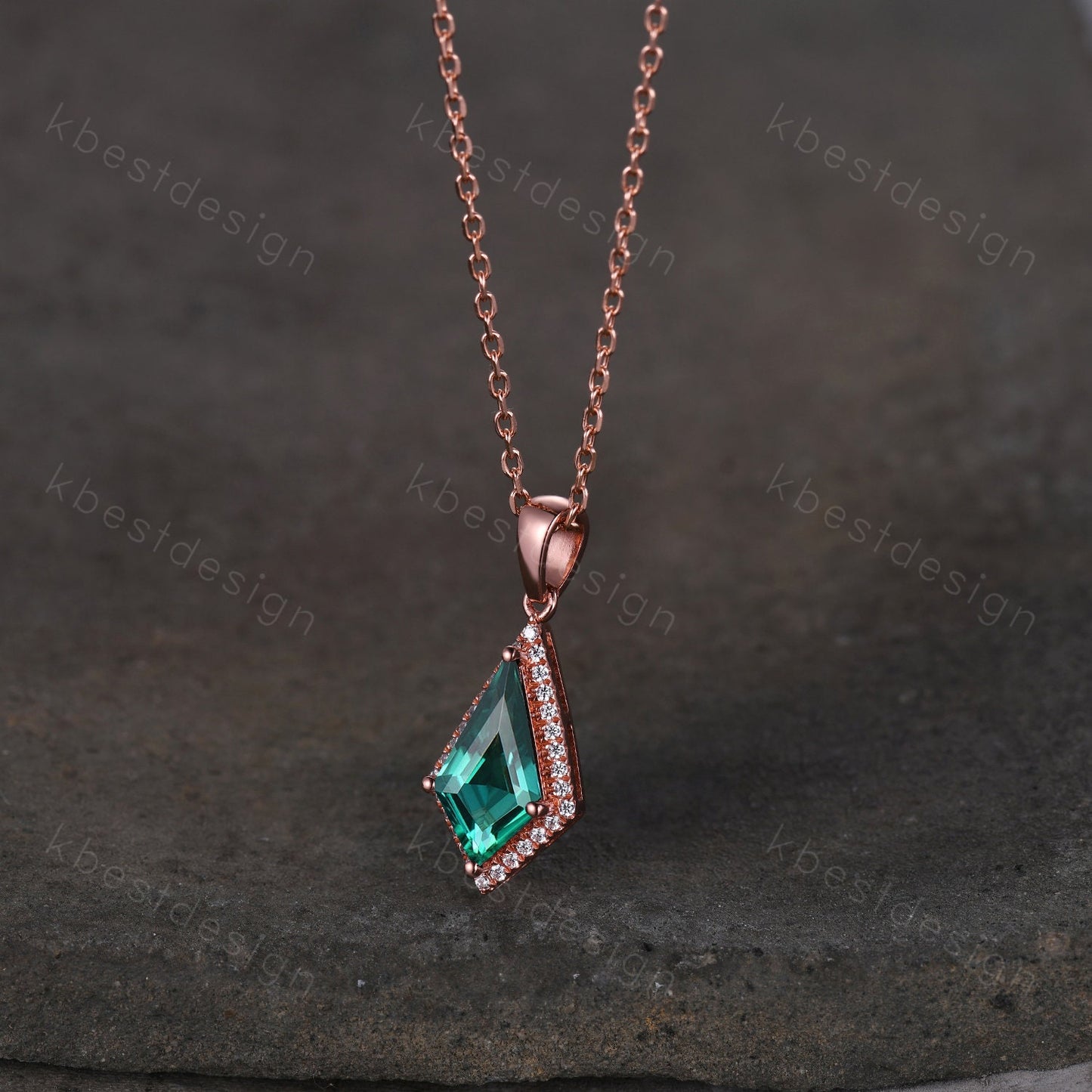 Kite cut green emerald necklace solid 14k 18k gold vintage unique customized pendant necklace women May birthstone bridal anniversary gift