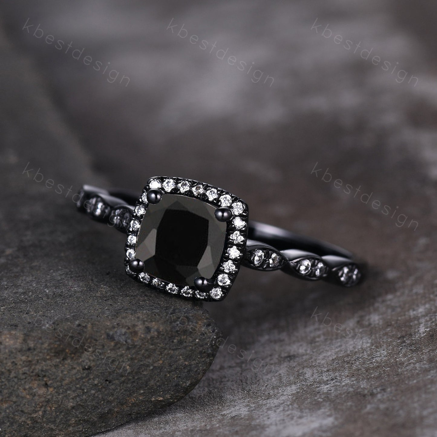 Cushion Cut Natural Black Onyx Engagement Ring Unique Black Gold Ring Vintage Halo Engagement Ring Art Deco Anniversary gift for women