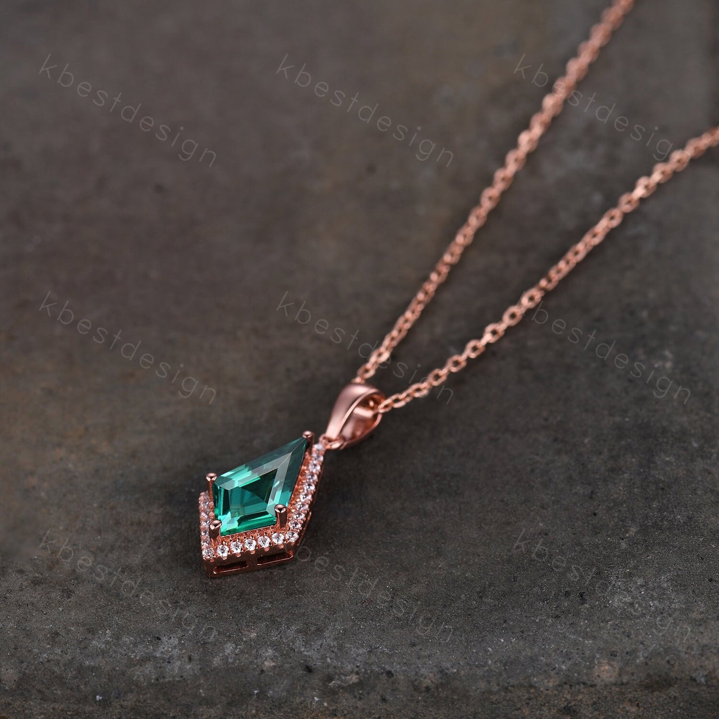 Kite cut green emerald necklace solid 14k 18k gold vintage unique customized pendant necklace women May birthstone bridal anniversary gift
