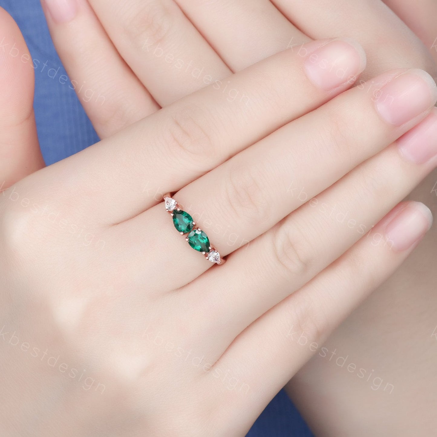 Pear cut emerald engagement ring art deco rose gold moissanite ring vintage teardrop green emerald ring unique 4 stone bridal wedding ring