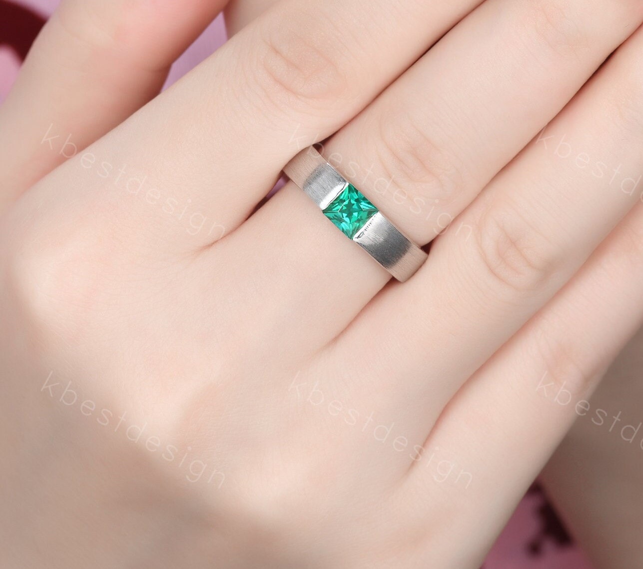 Mens Green Emerald Wedding Band, 5mm Princess Cut Green Emerald Mens Wedding Band, Solid Gold 10k/14k/18k Wedding Ring, His Wedding Band