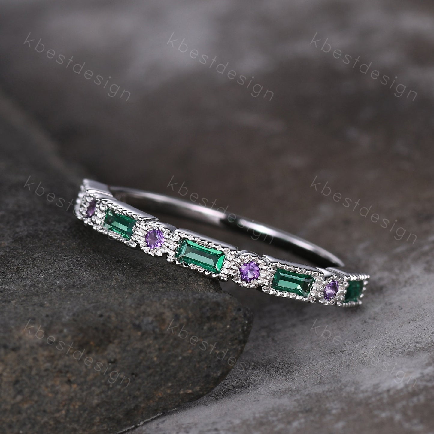 Art Deco Emerald wedding band solid 14k Yellow gold emerald amethyst wedding band vintage baguette Stacking ring women Anniversary band