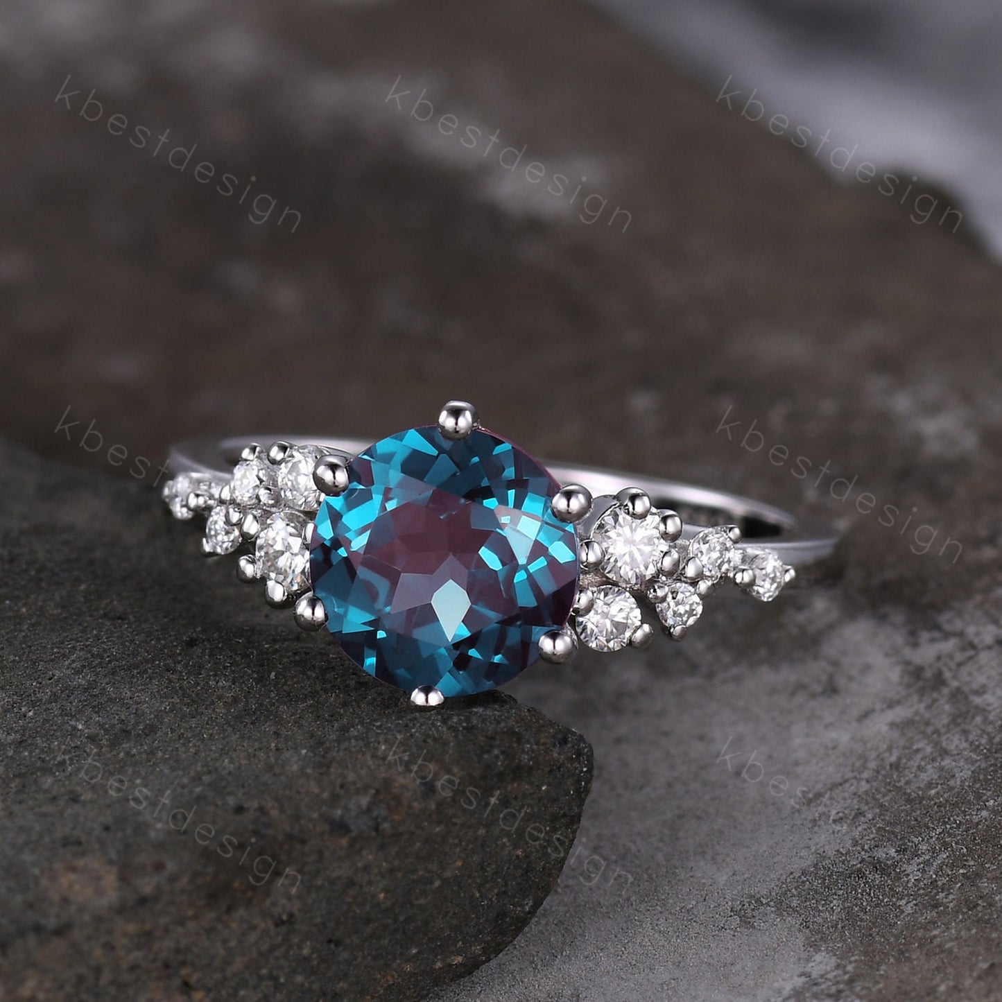 Round cut Alexandrite ring vintage cluster Alexandrite engagement ring sterling silver ring women art deco Moissanite wedding ring gift