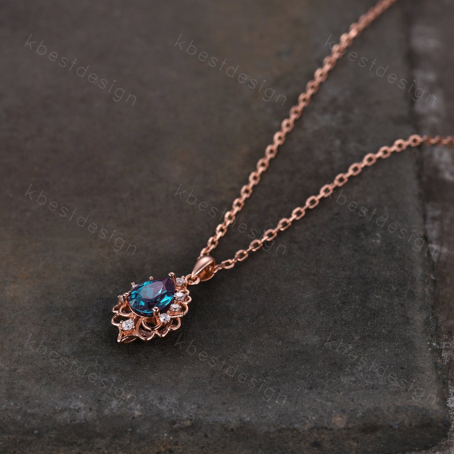 Vintage 1.5CT Alexandrite Necklace, Rose Gold Pear cut Alexandrite Pendant, June Birthstone Jewelry, Unique Art Deco Bridal Promise Gift
