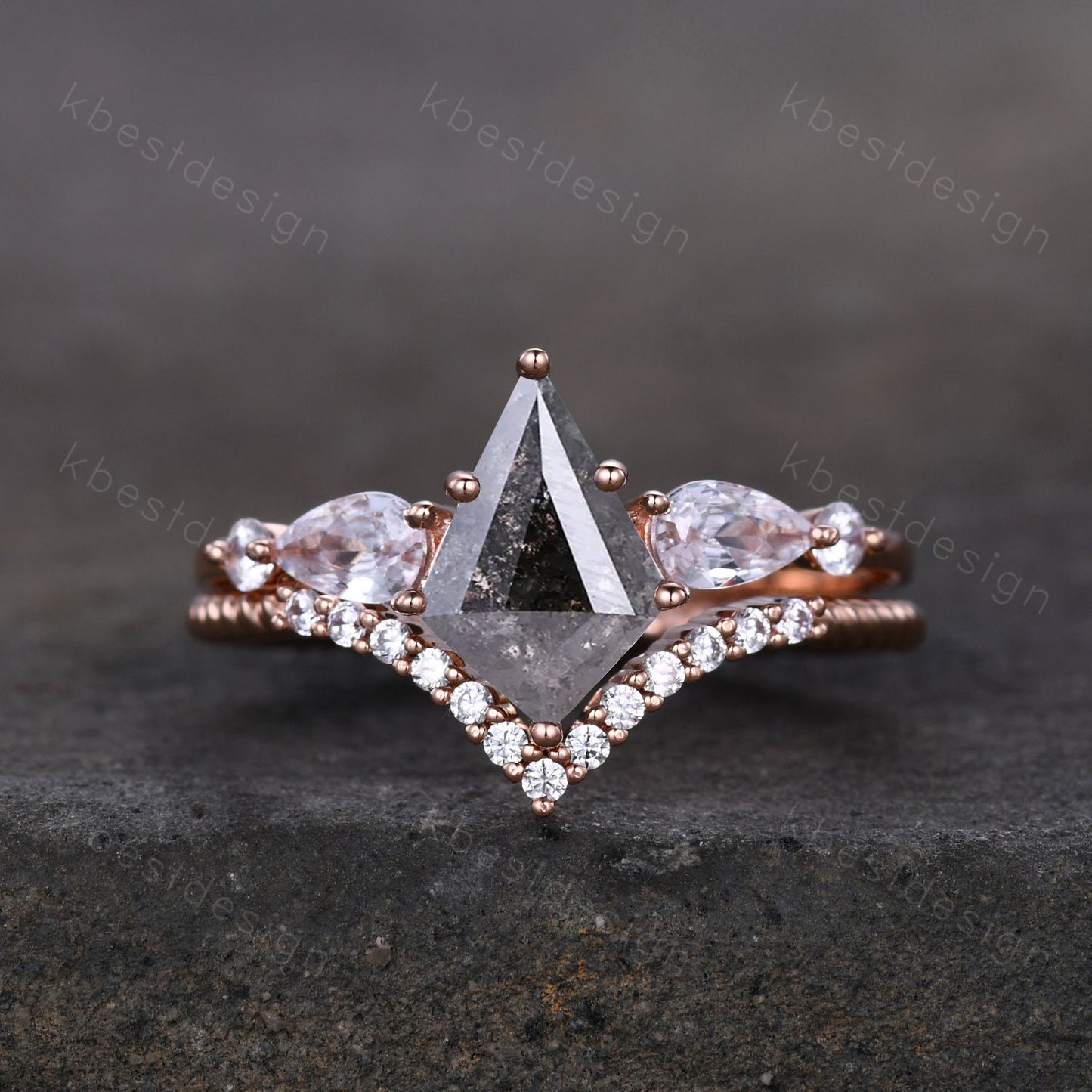 Kite cut salt and pepper diamond engagement ring set unique art deco moissanite wedding ring rose gold ring vintage bridal wedding ring set