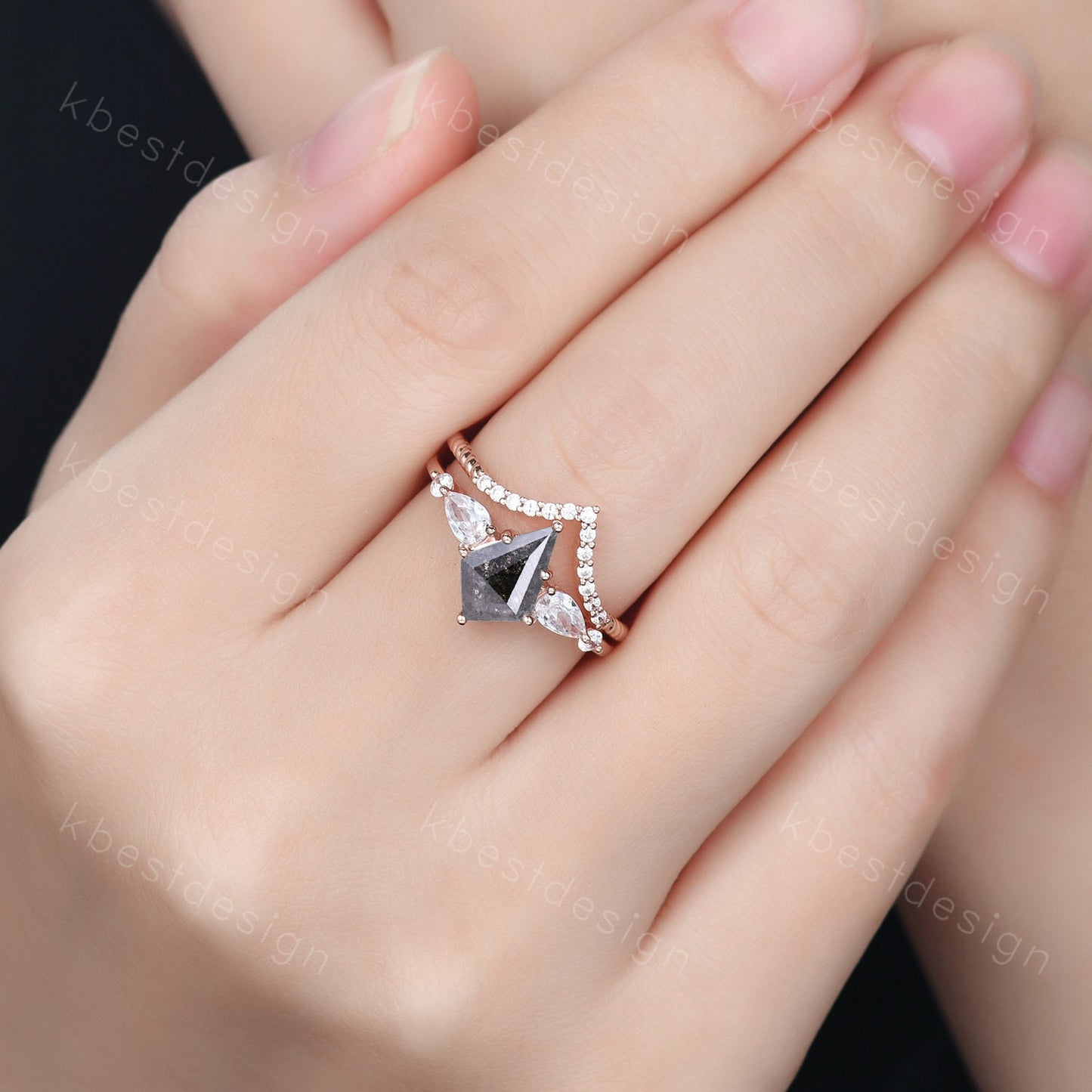 Kite cut salt and pepper diamond engagement ring set unique art deco moissanite wedding ring rose gold ring vintage bridal wedding ring set