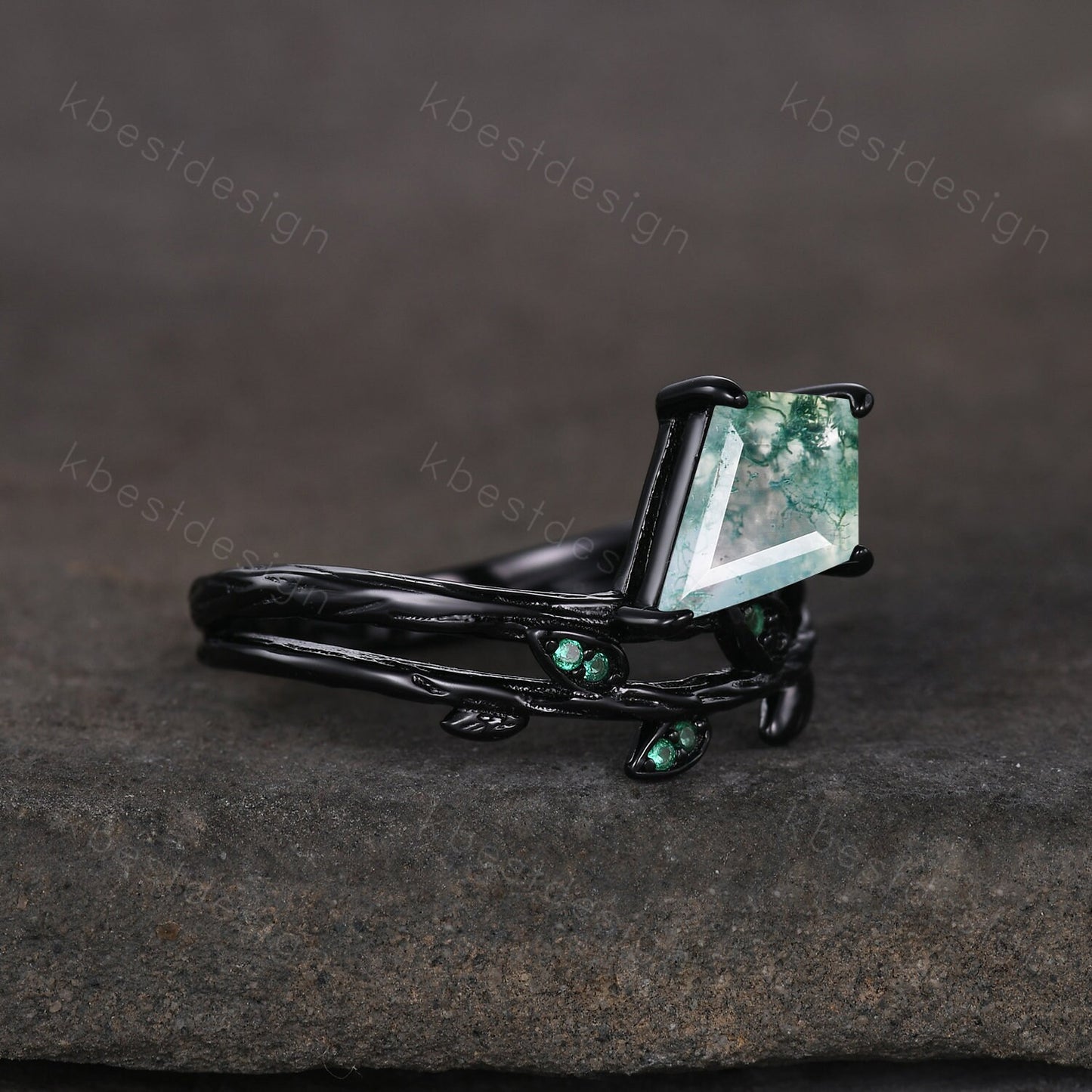 Nature branch moss agate engagement ring black gold kite cut ring unique art deco emerald wedding ring twig leaf ring bridal promise ring