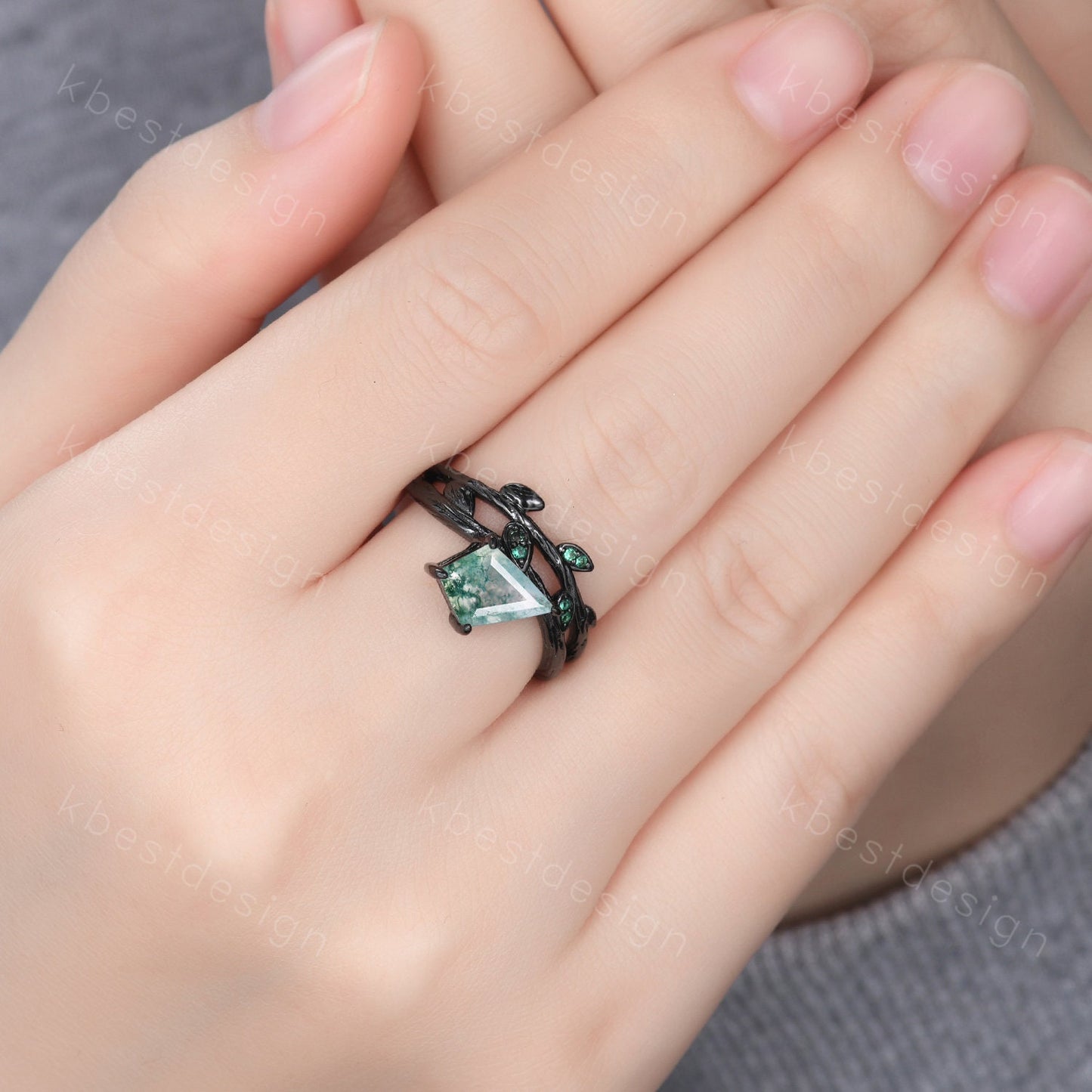 Nature branch moss agate engagement ring black gold kite cut ring unique art deco emerald wedding ring twig leaf ring bridal promise ring