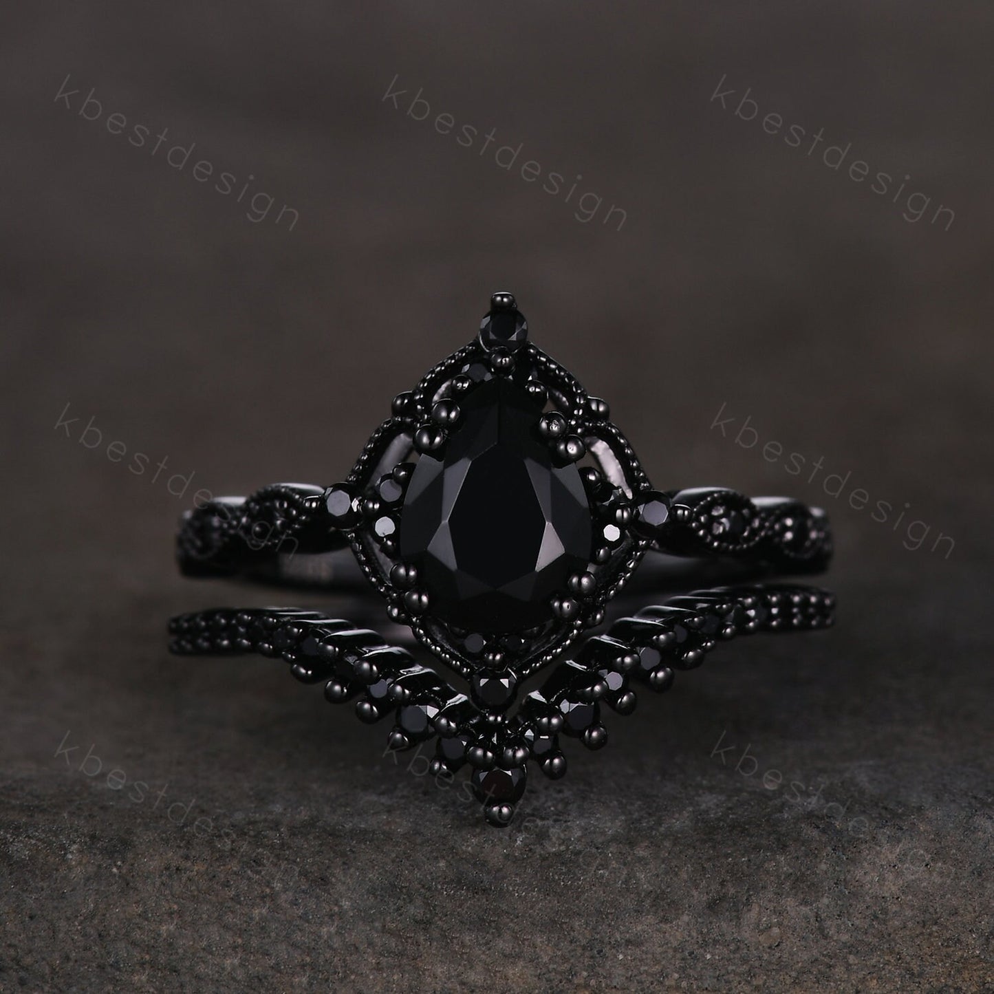 Vintage black onyx engagement ring black gold ring art deco curved stacking band pear shaped bridal set unique black stone wedding set