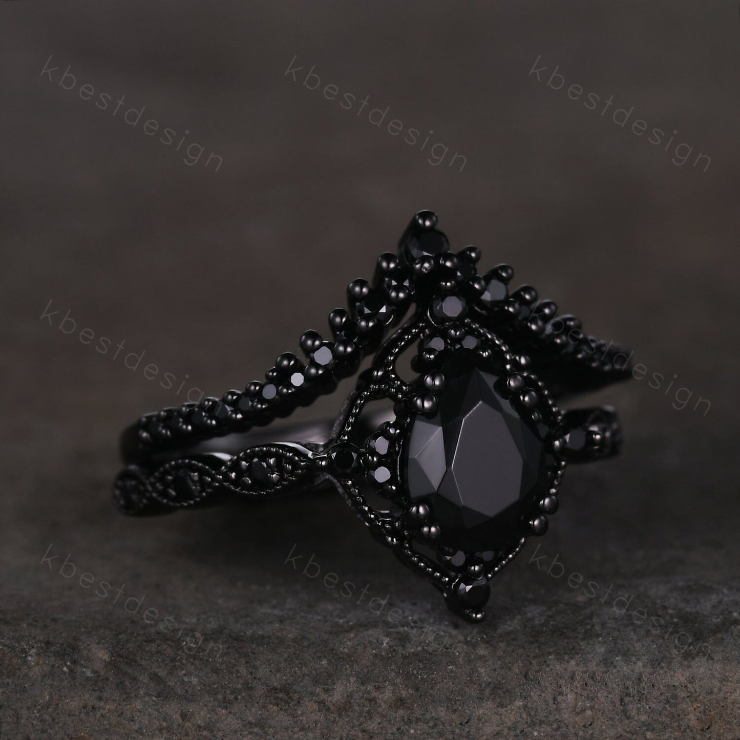 Vintage black onyx engagement ring black gold ring art deco curved stacking band pear shaped bridal set unique black stone wedding set