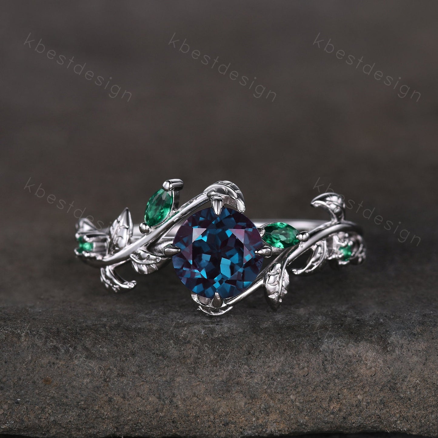 Vintage round cut alexandrite engagement ring silver art deco cluster leaf emerald wedding ring set nature inspired bridal promise ring