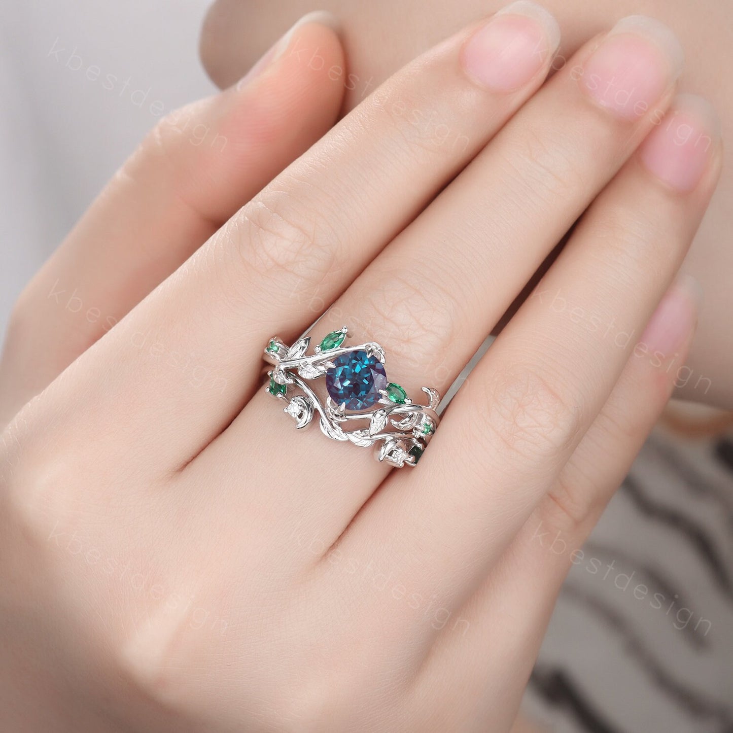 Vintage round cut alexandrite engagement ring silver art deco cluster leaf emerald wedding ring set nature inspired bridal promise ring