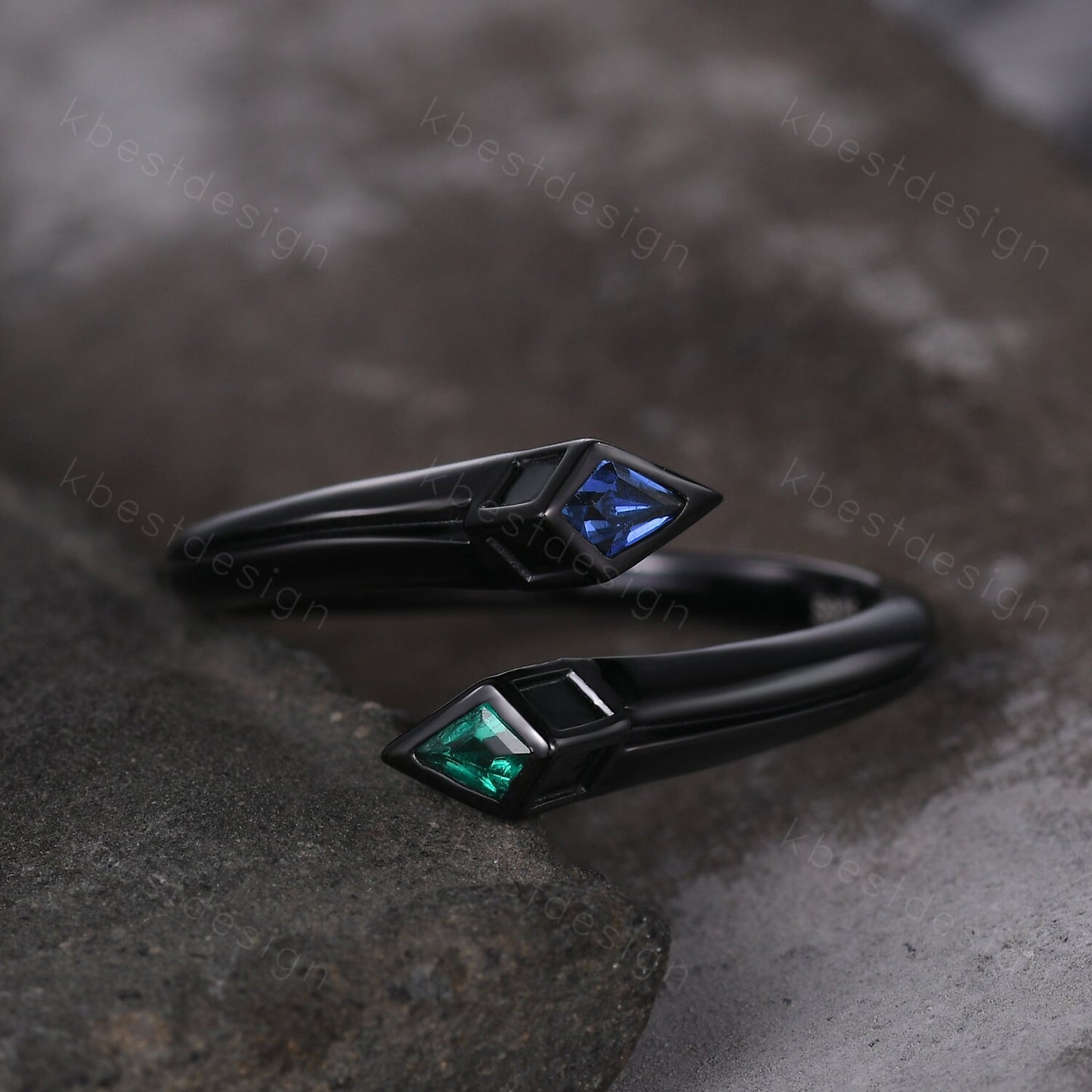 Toi et Moi Ring, Kite cut Emerald & Sapphire Wedding Ring, Black Gold Ring, Unique Open Gap Ring, Personalized Birthstone Ring Gift for Her