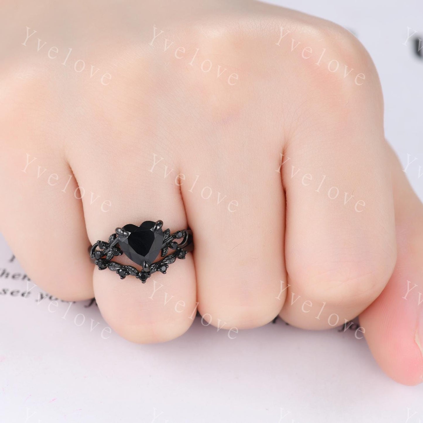 8mm Heart Shape Black Onyx Ring,Vintage Twig Vine Leaf Ring,Gothic Black Onyx Bridal Promise Ring Nature Inspired Black Gold Wedding Band