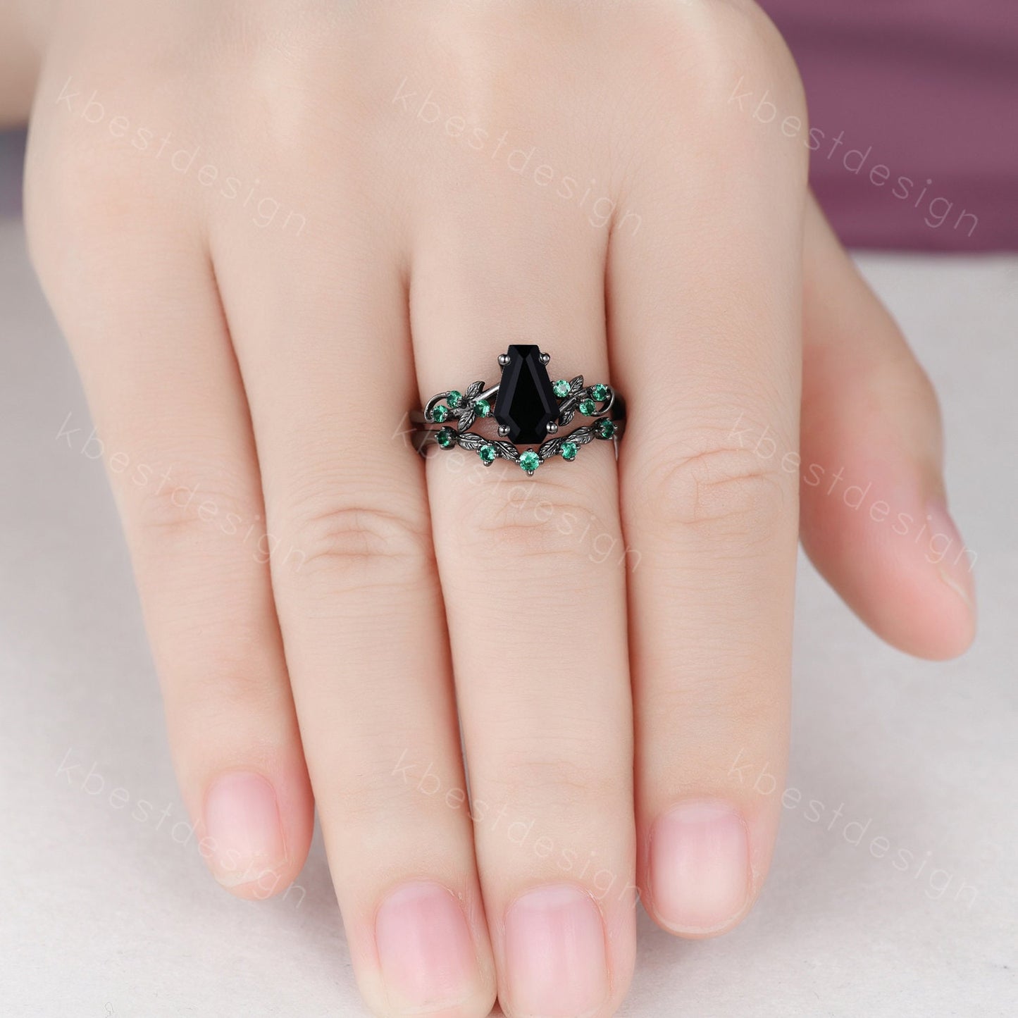 Gothic Yellow Gold Black Onyx Engagement Ring Art Deco Branch Design Leaf Emerald Wedding Ring Coffin cut Ring Unique Bridal Ring Set