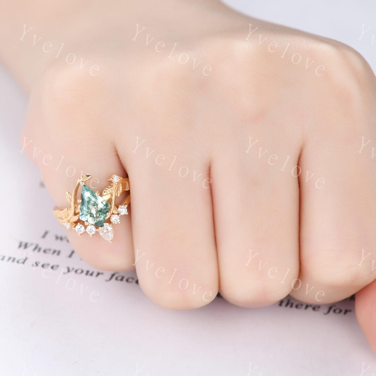 Kite Shaped Moss Agate Engagement Ring Unique Leaf Natural Green Agate Cluster Ring 14K Gold Women Promise Ring Anniversary Gift Bridal Ring
