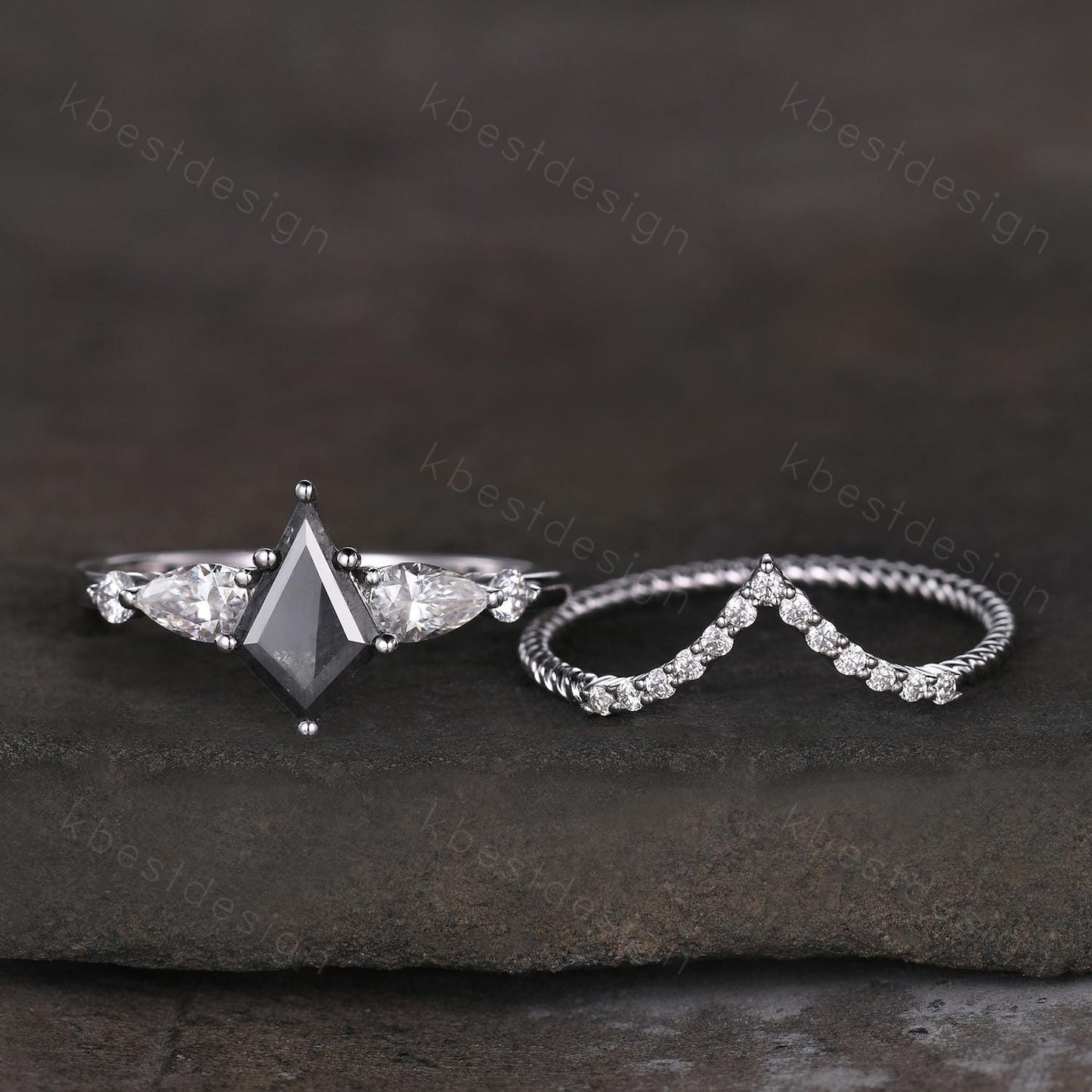 Kite cut salt and pepper diamond engagement ring set unique art deco moissanite wedding ring 14k gold ring vintage bridal wedding ring set