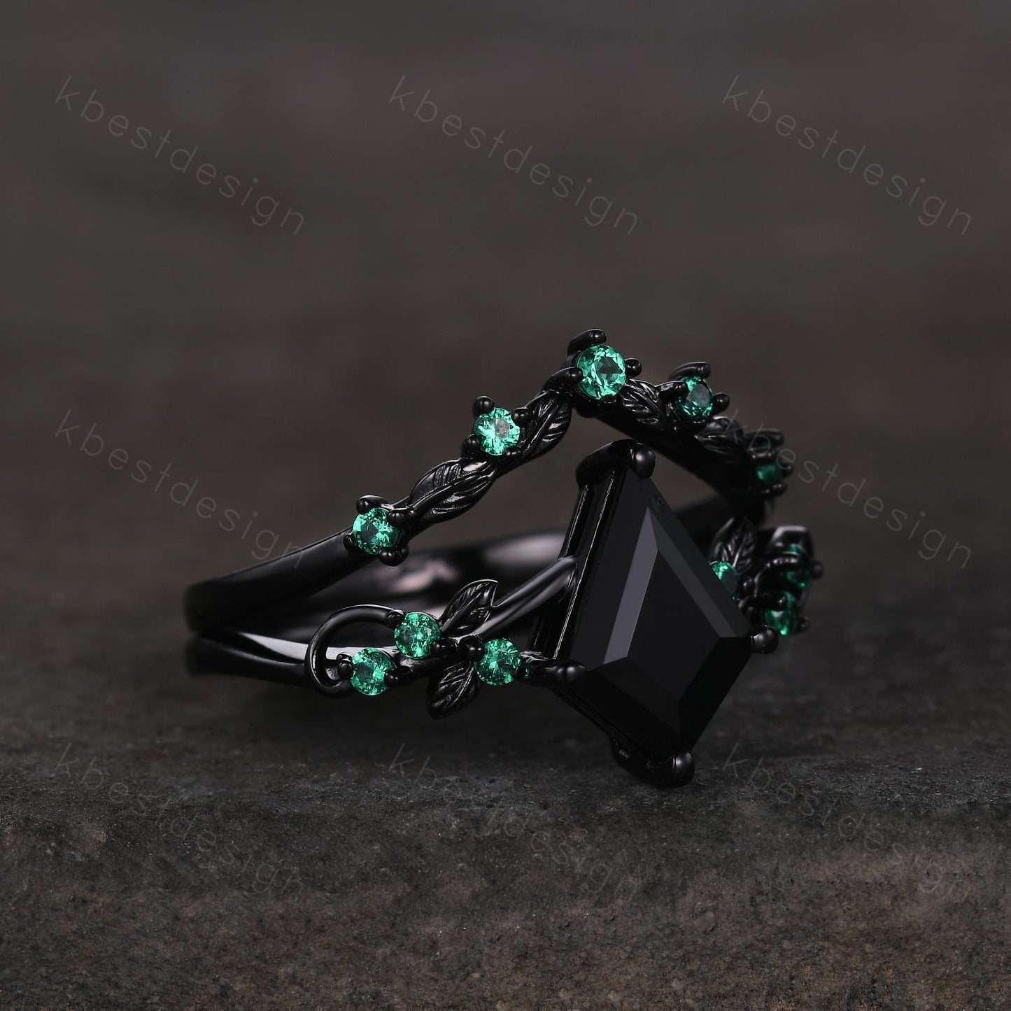 Gothic Kite Cut Black Onyx Engagement Ring Art Deco Branch Design Leaf Emerald Wedding Ring Black Gold Ring Unique Bridal Ring Set