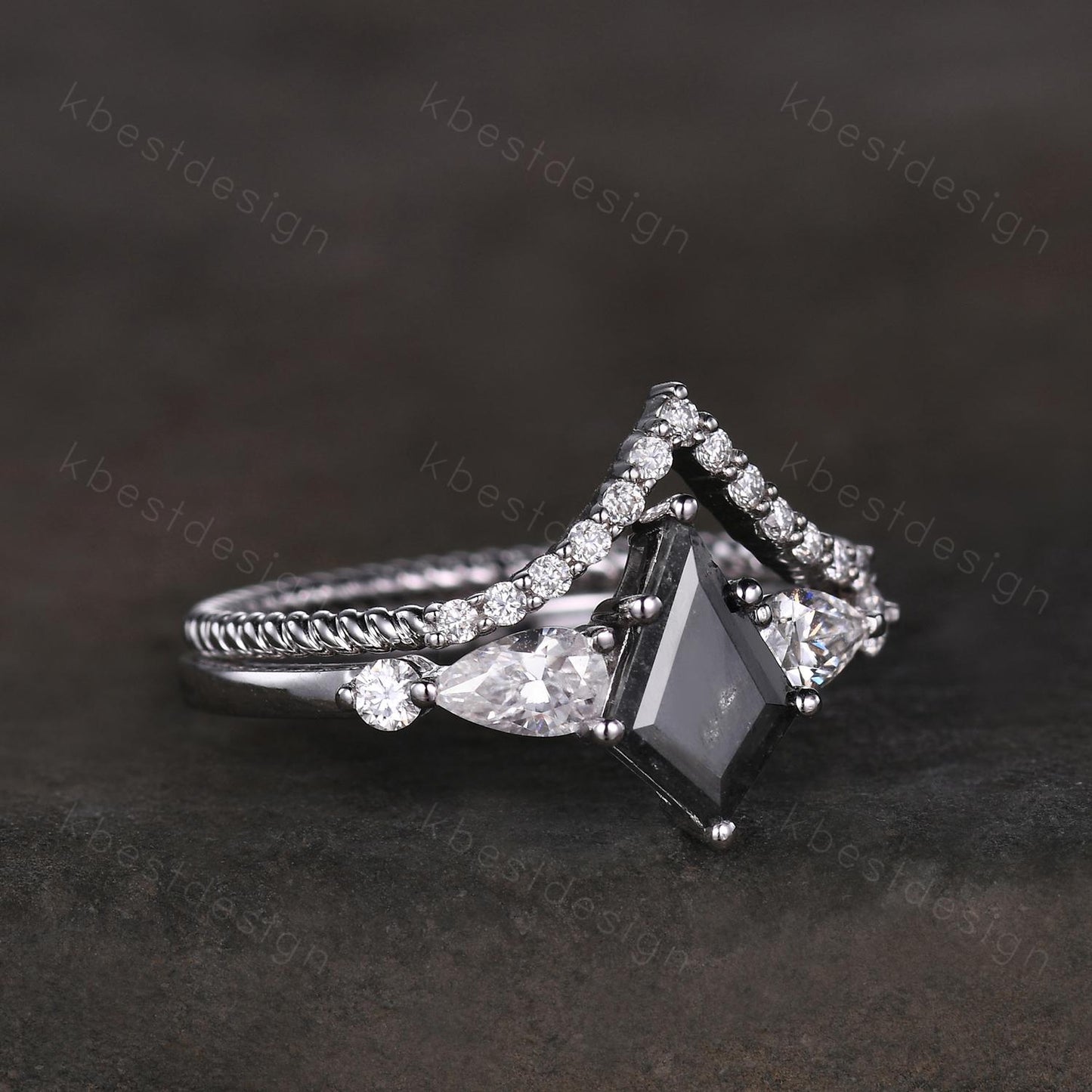 Kite cut salt and pepper diamond engagement ring set unique art deco moissanite wedding ring 14k gold ring vintage bridal wedding ring set