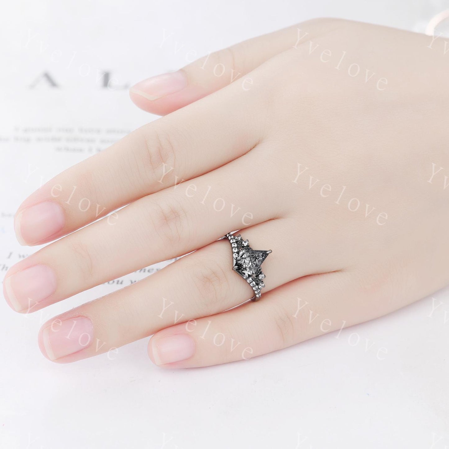 Retro Kite Black Rutilate Quartz Engagement Ring Set,Gothic Leaf Nature Inspired Black Gold Ring,Black Gem Diamond Bridal Ring Gift Custom