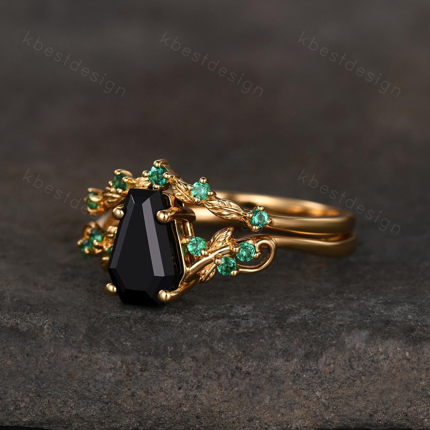 Gothic Yellow Gold Black Onyx Engagement Ring Art Deco Branch Design Leaf Emerald Wedding Ring Coffin cut Ring Unique Bridal Ring Set