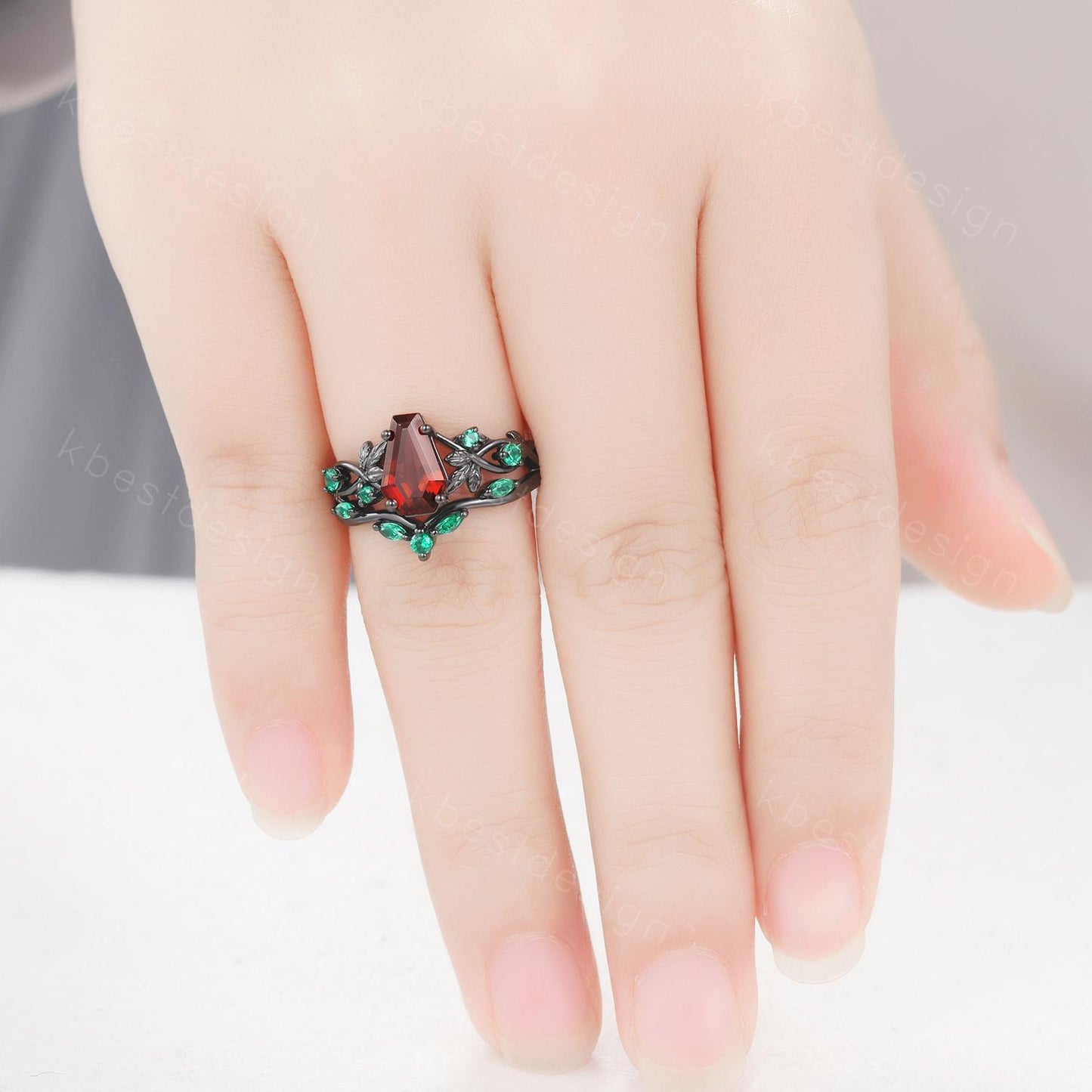 Gothic Black Gold Garnet Engagement Ring Art Deco Branch Design Leaf Emerald Wedding Ring Coffin cut Ring Unique Promise Ring Set