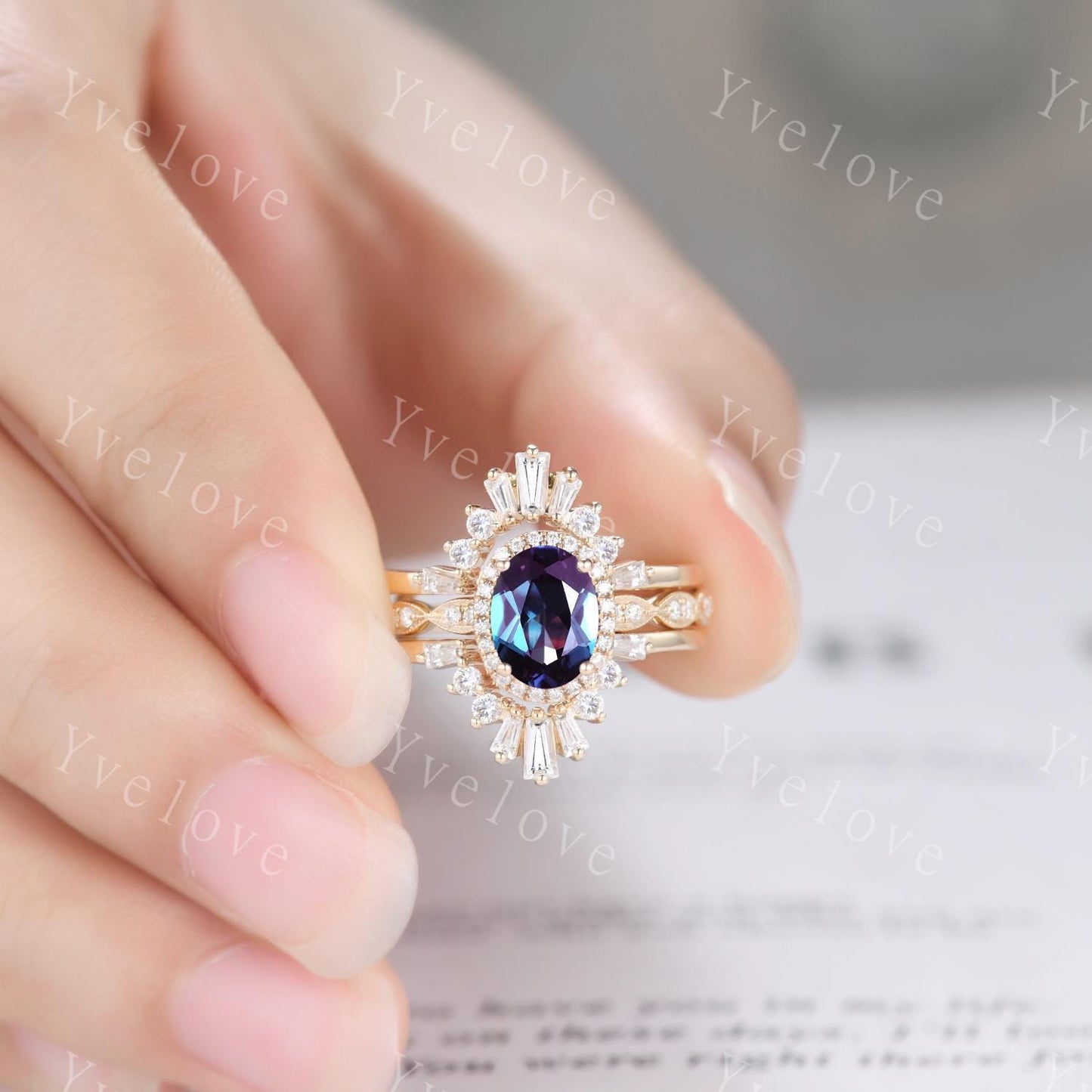 Vintage Oval Alexandrite Engagement Ring 14K Solid Gold Unique Hidden Halo Diamond Engagement Ring Art Deco Wedding Band Women Promise Gift