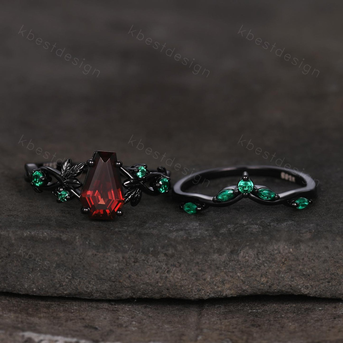 Gothic Black Gold Garnet Engagement Ring Art Deco Branch Design Leaf Emerald Wedding Ring Coffin cut Ring Unique Promise Ring Set