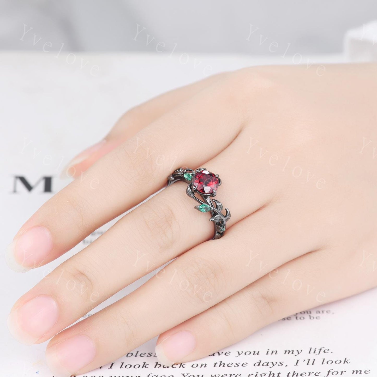 Vintage Round Red Garnet Engagement Ring Set,Black Gold Ring,Cluster Leaf Vine Emerald Wedding Ring,Women Bridal Ring,Art Deco Promise Gift
