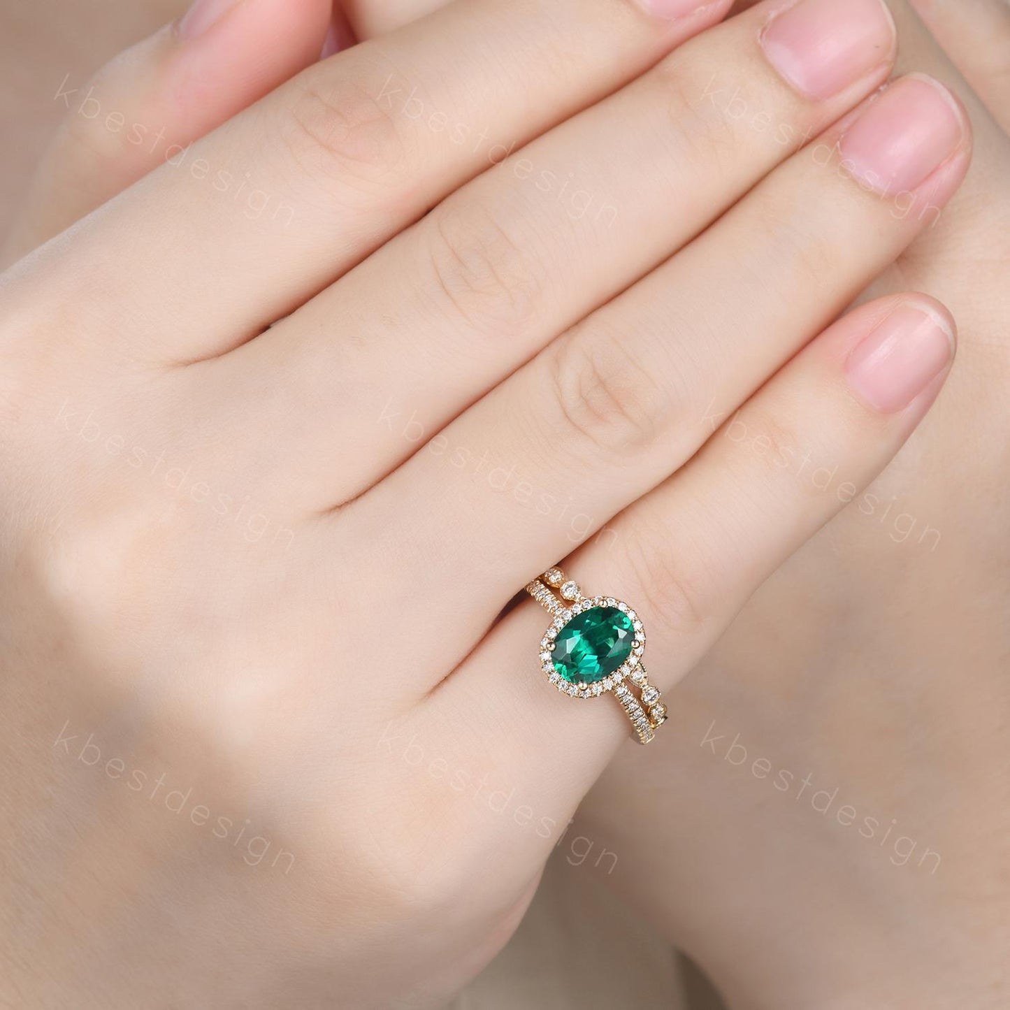 Emerald ring vintage unique oval emerald engagement ring set 14k solid gold ring for women Art deco moissanite wedding band May birthstone