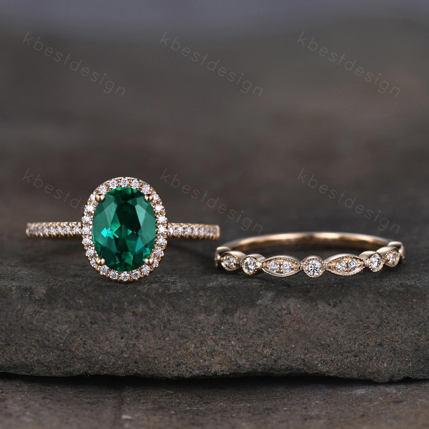 Emerald ring vintage unique oval emerald engagement ring set 14k solid gold ring for women Art deco moissanite wedding band May birthstone
