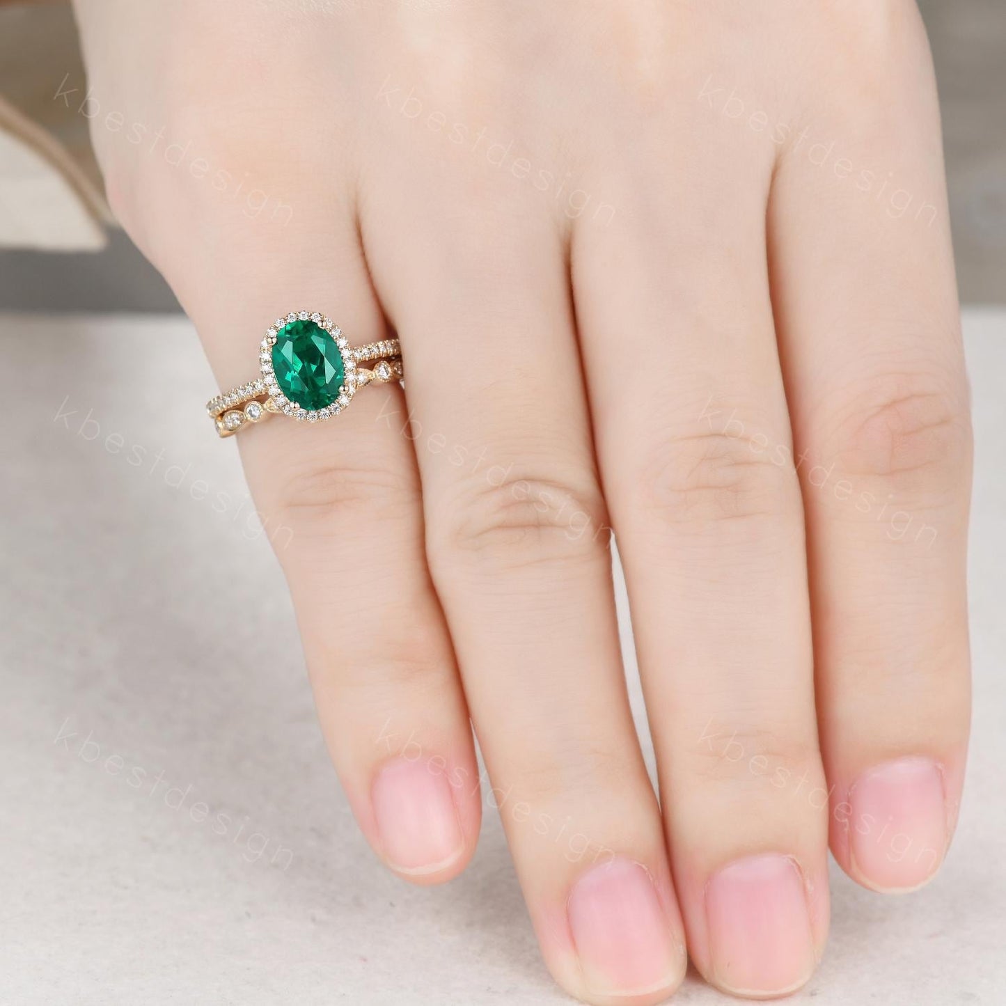 Emerald ring vintage unique oval emerald engagement ring set 14k solid gold ring for women Art deco moissanite wedding band May birthstone