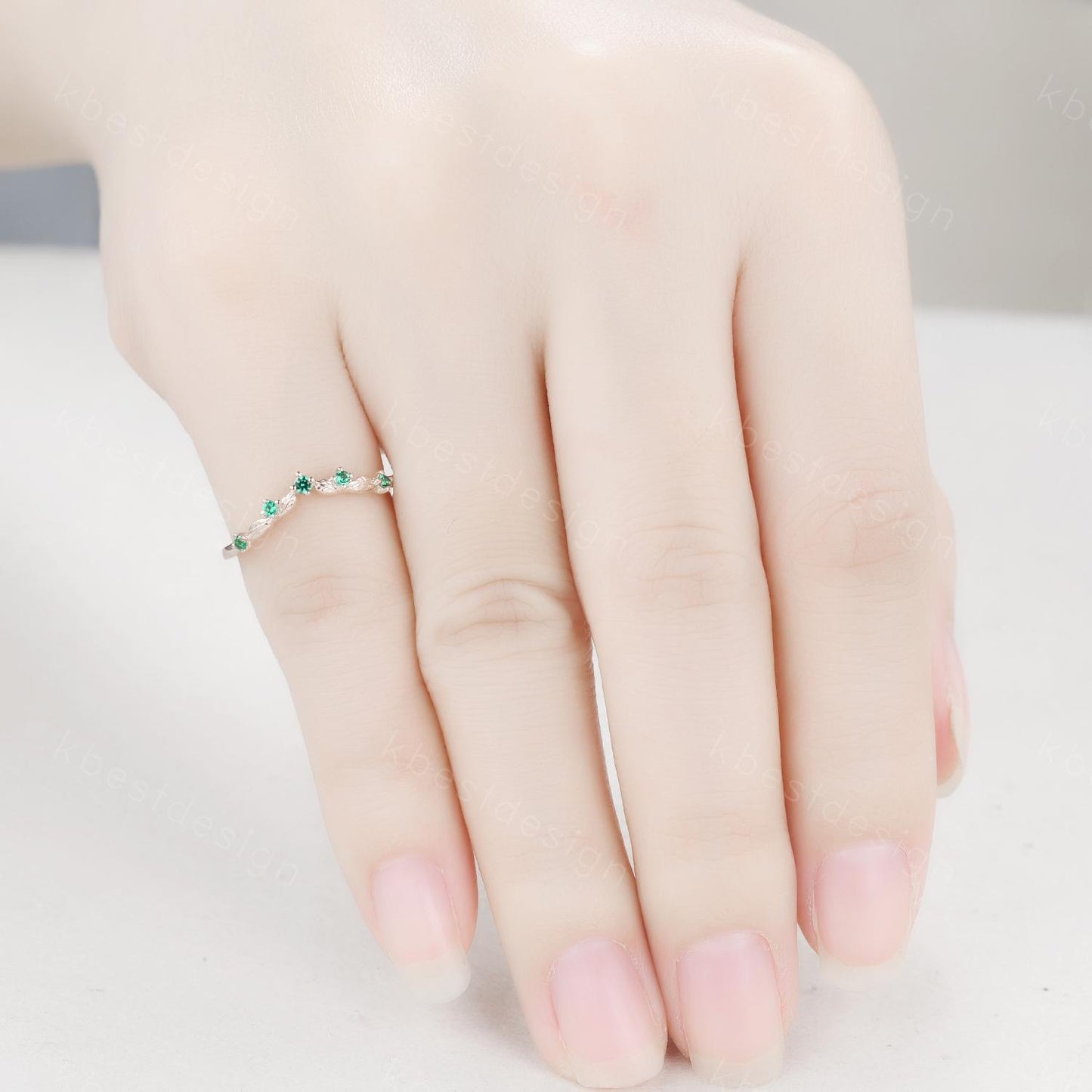 Vintage Curved Emerald Wedding Band Rose Gold Stacking Band Unique Leaf Style Matching Band for Women Nature Inspired Ring Anniversary Gift