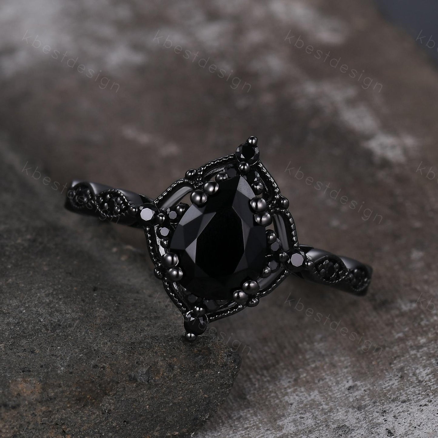 Vintage black onyx engagement ring art deco black gold ring pear shaped black gemstone ring unique black spinel ring Promise ring