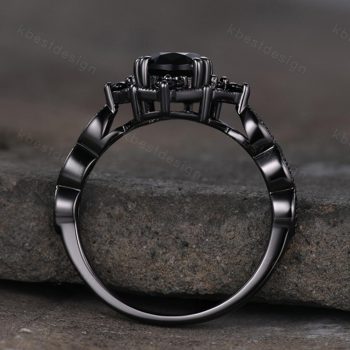 Vintage black onyx engagement ring art deco black gold ring pear shaped black gemstone ring unique black spinel ring Promise ring