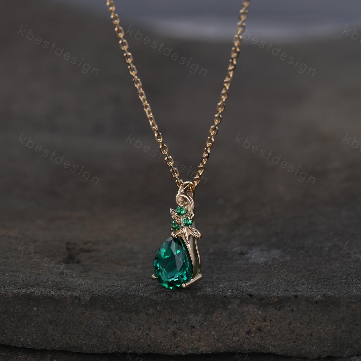 Nature inspired emerald necklace vintage women solid gold necklace unique leaf emerald pendant art deco pear cut pendant bridal promise gift